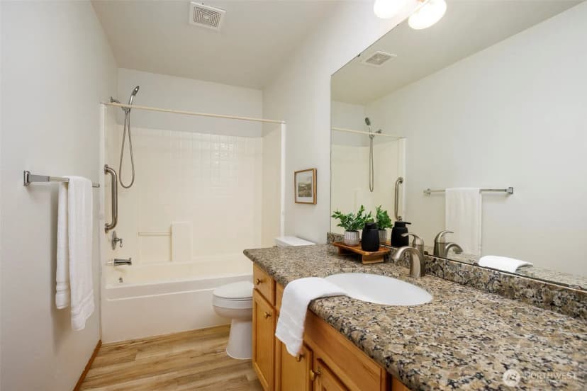 Property photo for 5329 S 319th Street, Auburn photo 17