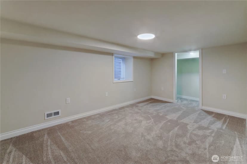 Property photo for 1427 E Fairbanks Street, Tacoma photo 32