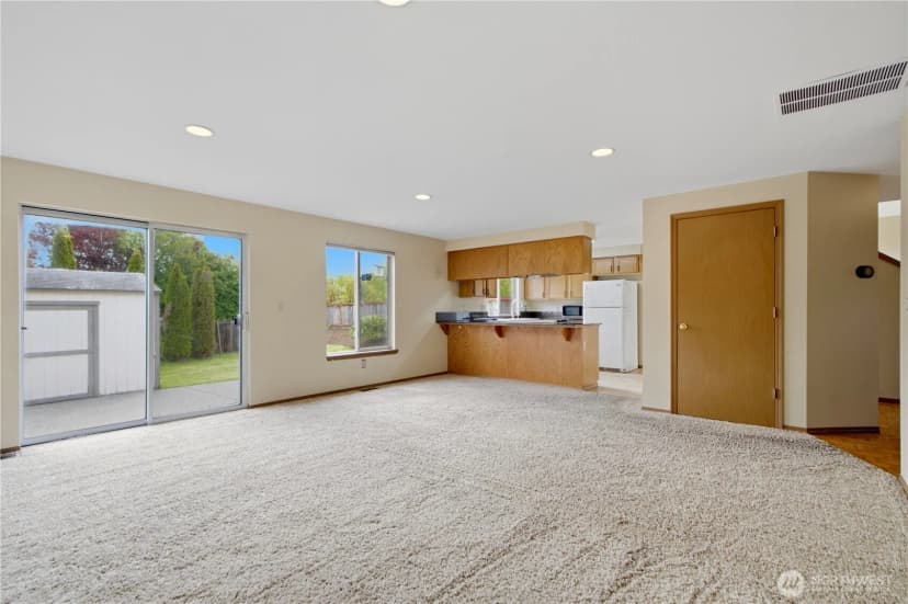 Property photo for 12402 107th Place Ne, Kirkland photo 7