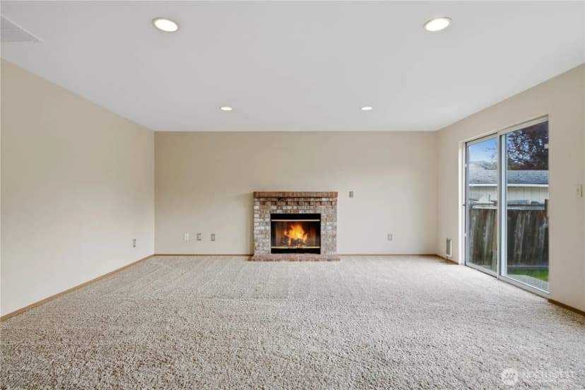 Property photo for 12402 107th Place Ne, Kirkland photo 6