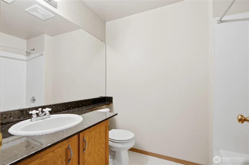 Property photo for 12402 107th Place Ne, Kirkland photo 21