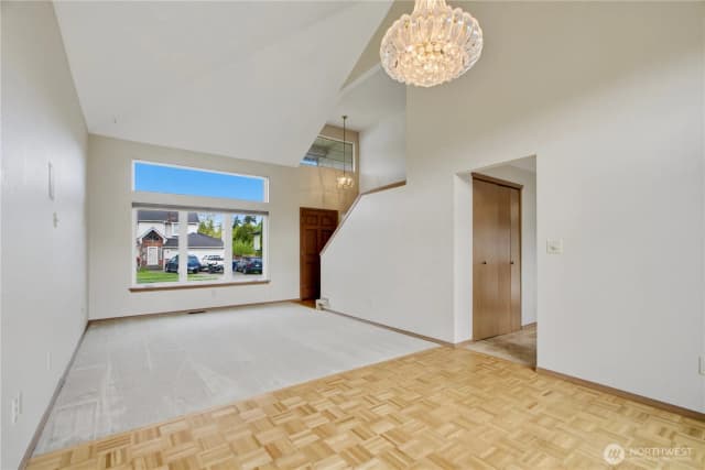 Property photo for 12402 107th Place Ne, Kirkland photo 3