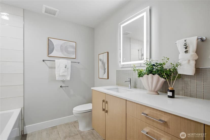 Property photo for 10323 Ne 189th St #b, Bothell photo 27
