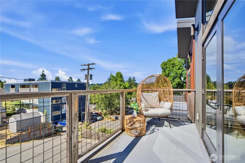 Property photo for 10323 Ne 189th St #b, Bothell photo 18