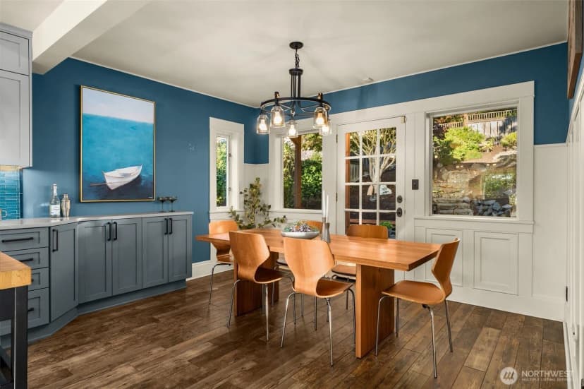 Property photo for 3006 11th Avenue W, Seattle photo 12