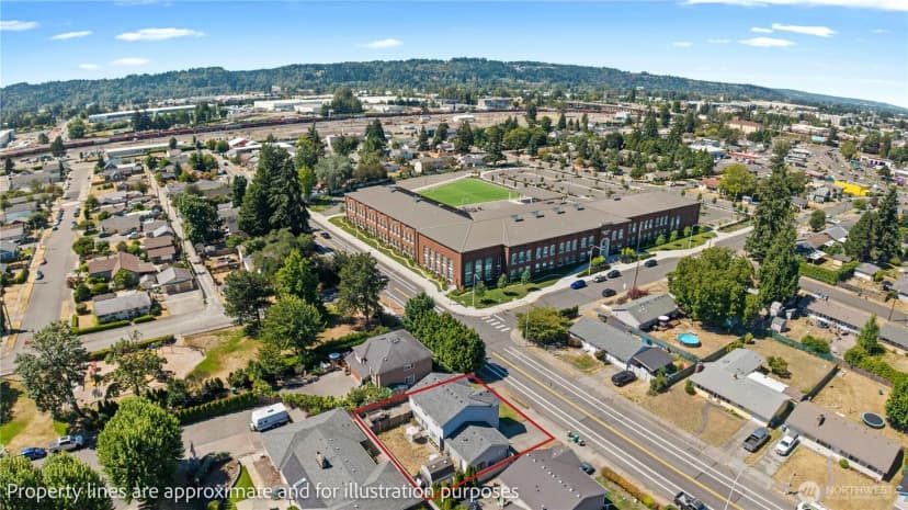 Property photo for 404 12th Street Se, Auburn photo 19
