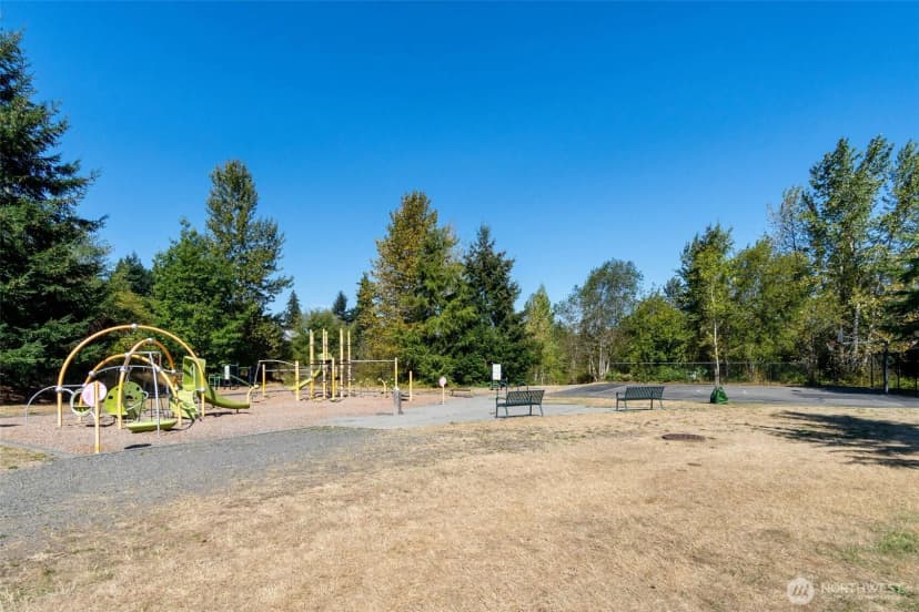 Property photo for 5529 1st Drive W, Everett photo 29
