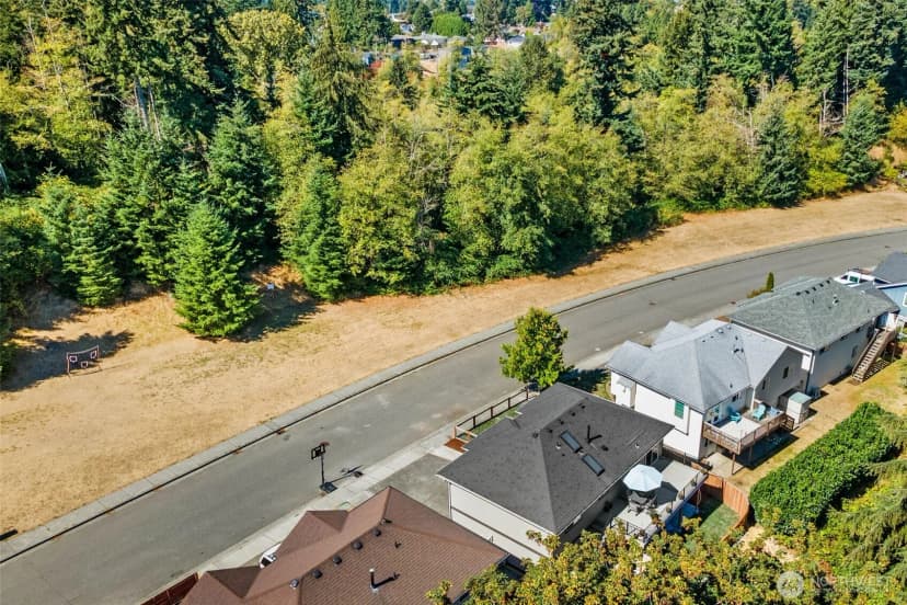 Property photo for 5529 1st Drive W, Everett photo 28