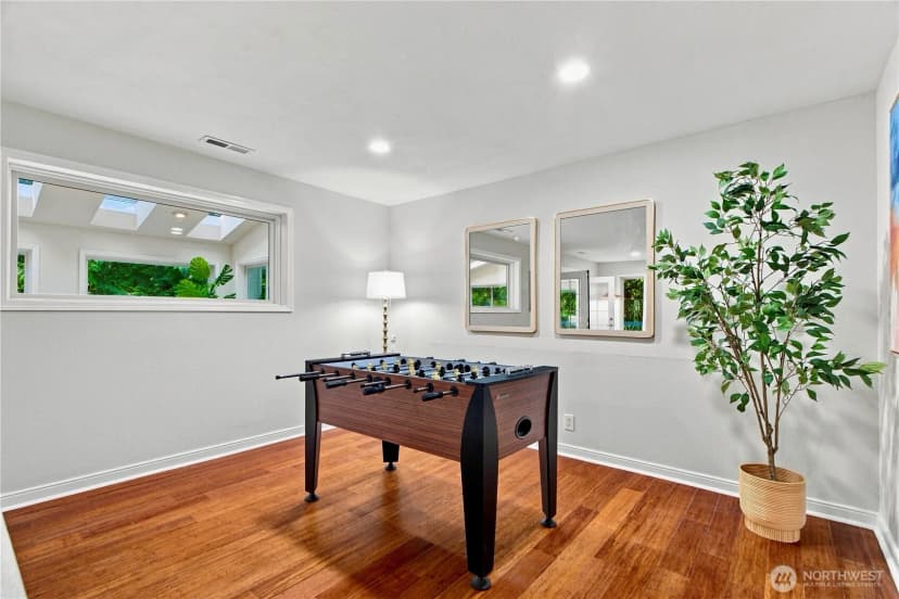 Property photo for 2022 227th Avenue Ne, Sammamish photo 17