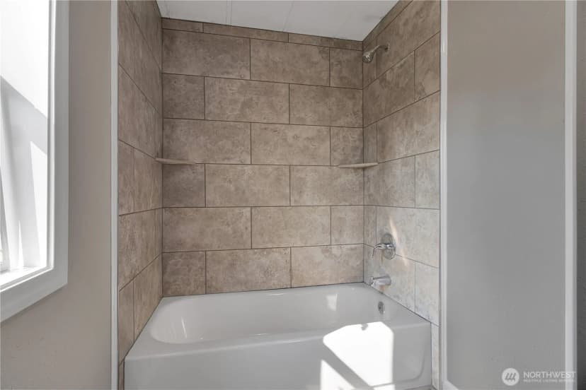 Property photo for 707 37th Street Se #37, Auburn photo 18