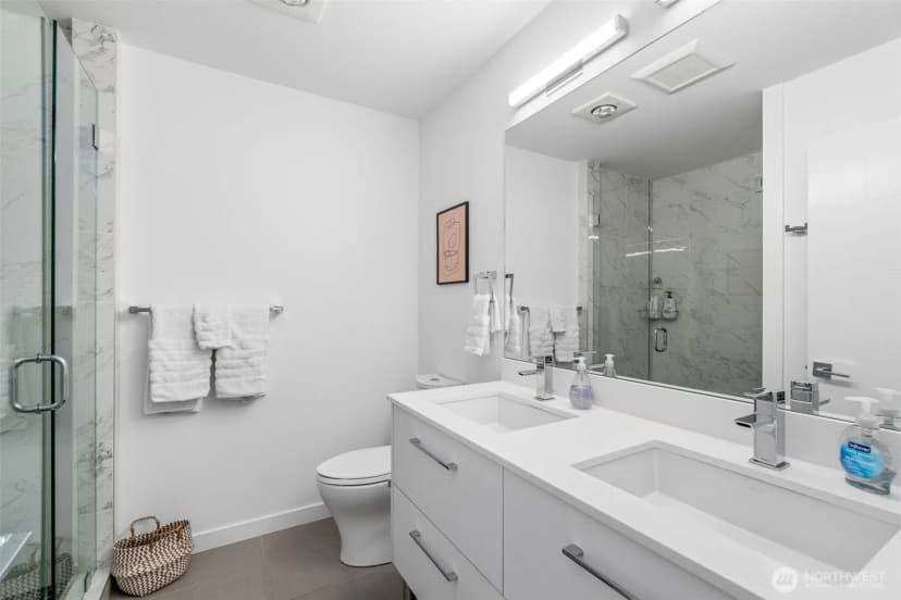 Property photo for 5110 24th Avenue Ne, Seattle photo 18