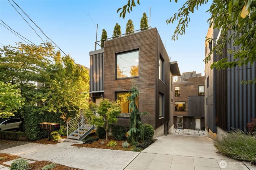 Property photo for 1105 Yakima Avenue S, Seattle