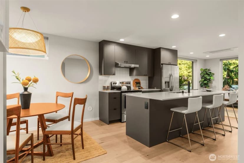 Property photo for 1105 Yakima Avenue S, Seattle photo 12