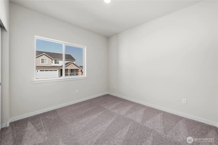 Property photo for 5971 Thornhill Avenue Sw, Port Orchard photo 12