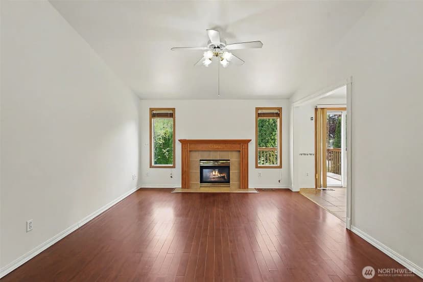 Property photo for 3011 12th Street Pl Sw, Puyallup photo 6