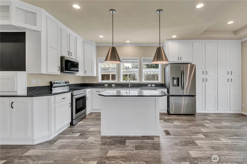 Property photo for 18317 32nd Avenue S #340, Sea Tac photo 7