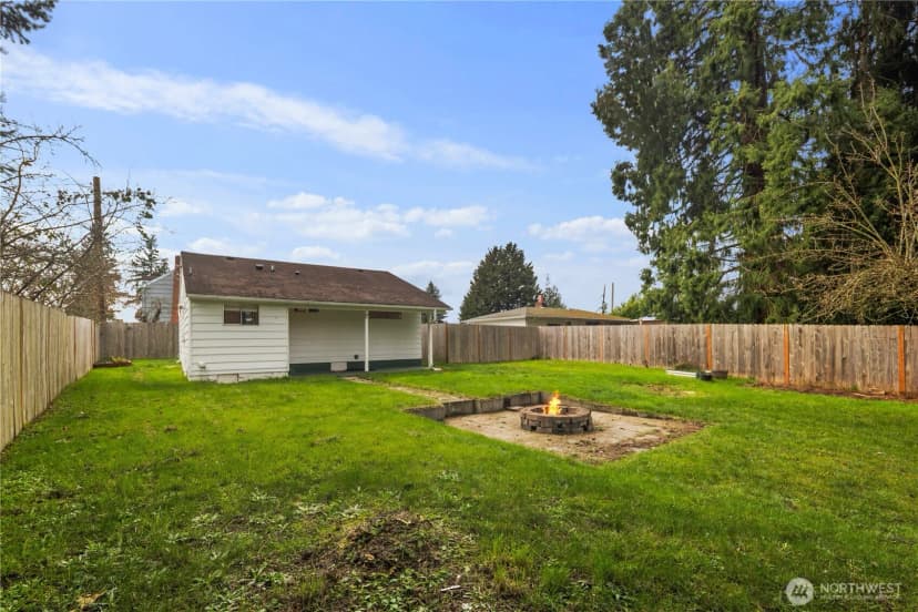 Property photo for 4801 61st Street Ne, Marysville photo 18