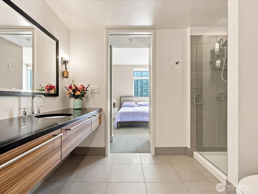 Property photo for 820 Blanchard Street #1007, Seattle photo 21