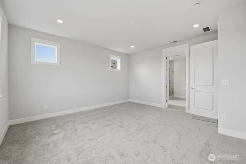 Property photo for 2926 Balsamroot Drive Se, Lacey photo 11