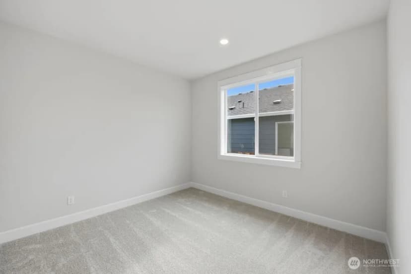 Property photo for 2926 Balsamroot Drive Se, Lacey photo 12