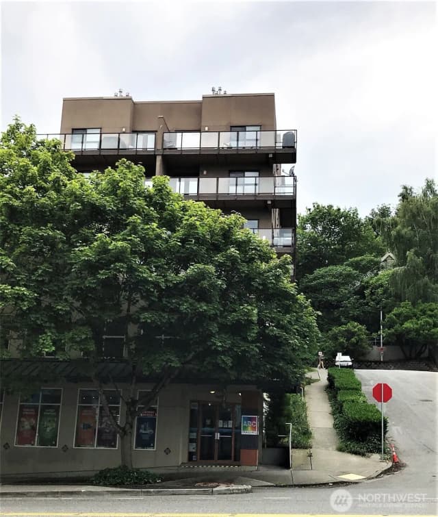 Property photo for 701 Galer Street #304, Seattle