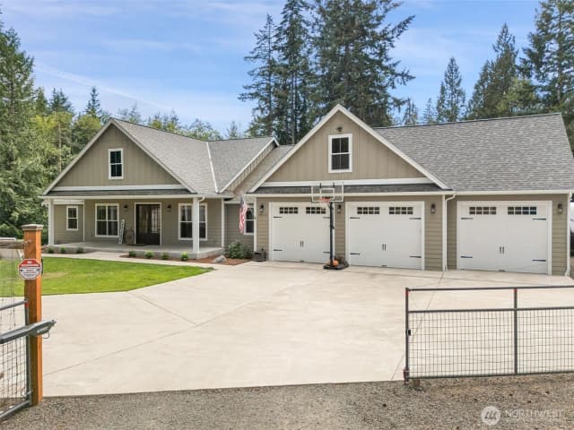 Property photo for 2516 157th Street Ct Nw, Gig Harbor