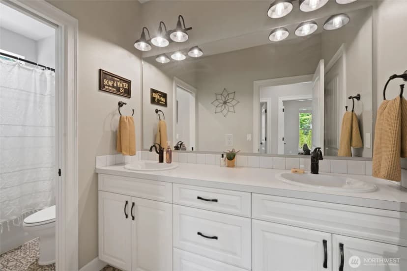 Property photo for 2516 157th Street Ct Nw, Gig Harbor photo 17