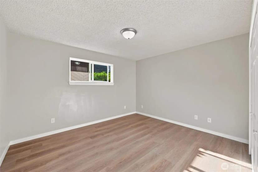 Property photo for 5807 Hendrickson Avenue #101, Ferndale photo 16