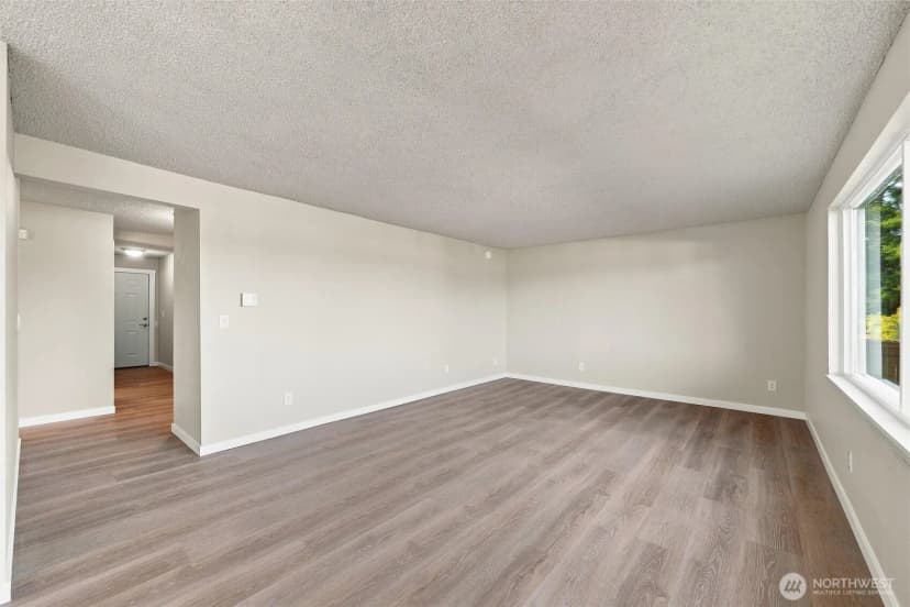 Property photo for 5807 Hendrickson Avenue #101, Ferndale photo 24