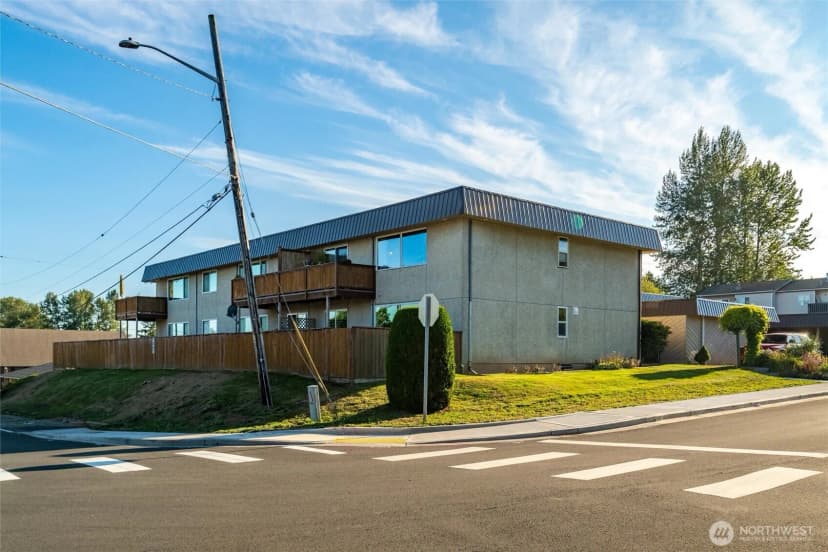 Property photo for 5807 Hendrickson Avenue #101, Ferndale photo 10