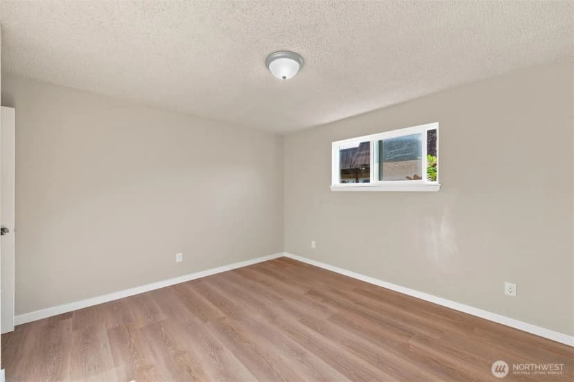 Property photo for 5807 Hendrickson Avenue #101, Ferndale photo 19