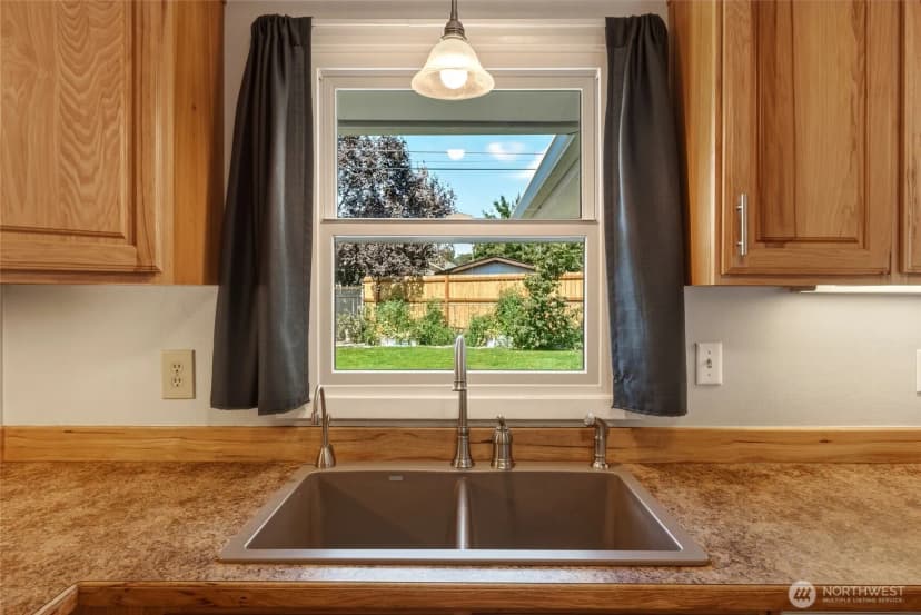 Property photo for 1825 Leonard Drive, Walla Walla photo 15