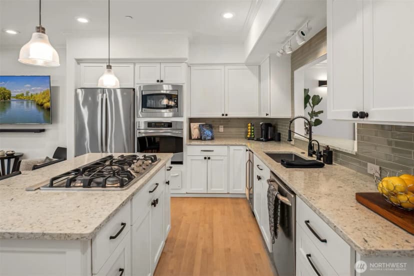 Property photo for 701 9th Avenue S #707, Kirkland photo 13