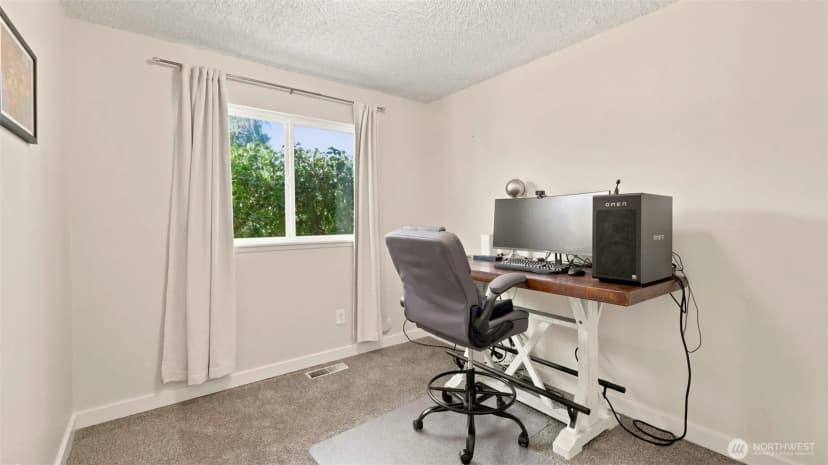 Property photo for 16203 Se Petrovitsky Road, Renton photo 12
