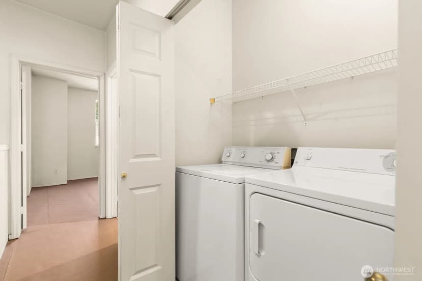 Property photo for 1800 Ne 40 Street #b-4, Renton photo 17