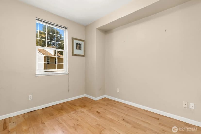 Property photo for 1800 Ne 40 Street #b-4, Renton photo 13