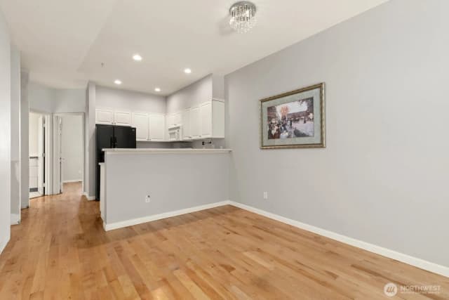 Property photo for 1800 Ne 40 Street #b-4, Renton photo 5