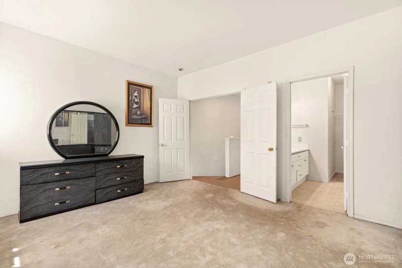 Property photo for 1800 Ne 40 Street #b-4, Renton photo 11