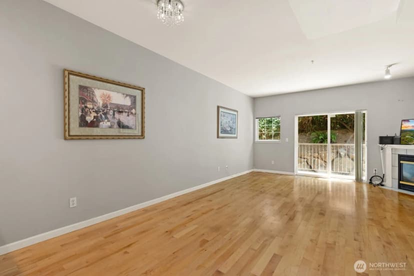 Property photo for 1800 Ne 40 Street #b-4, Renton photo 6