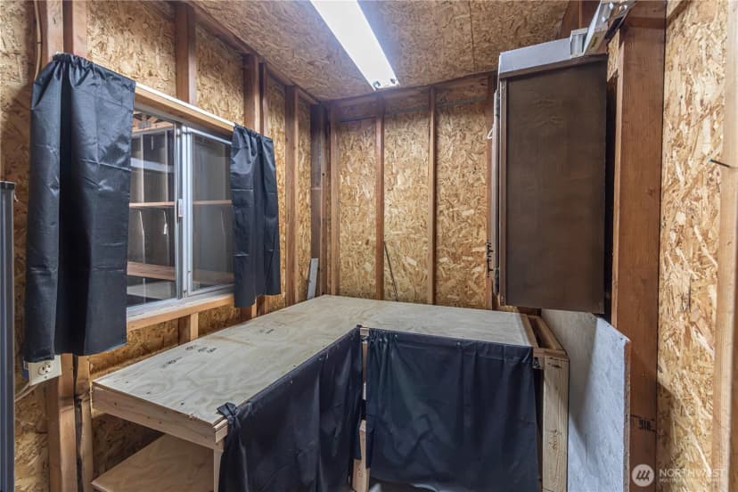 Property photo for 579 Nw Silver Glen Lane, Bremerton photo 21