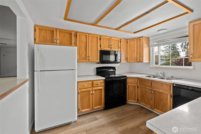 Property photo for 1206 Independence Court, Oak Harbor photo 10
