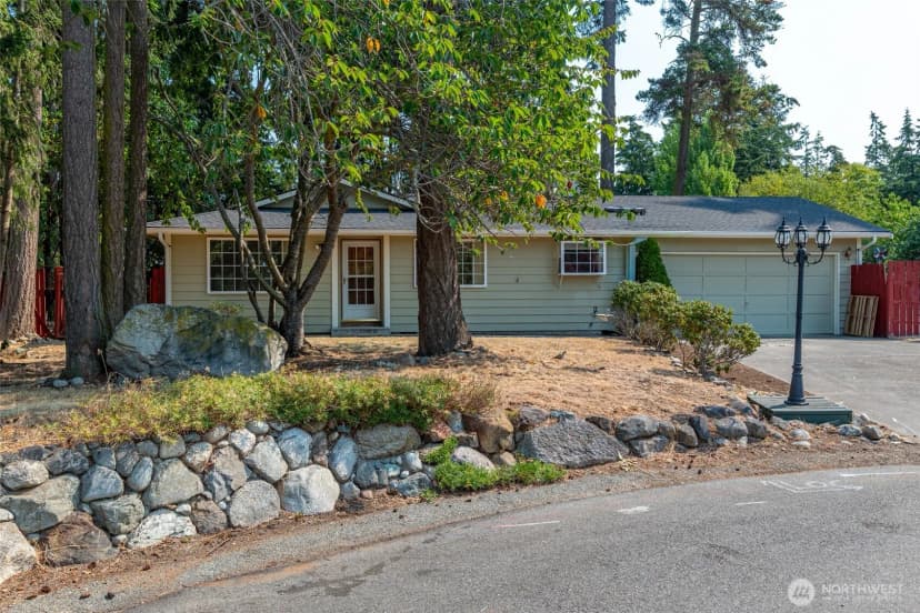 Property photo for 1206 Independence Court, Oak Harbor photo 2