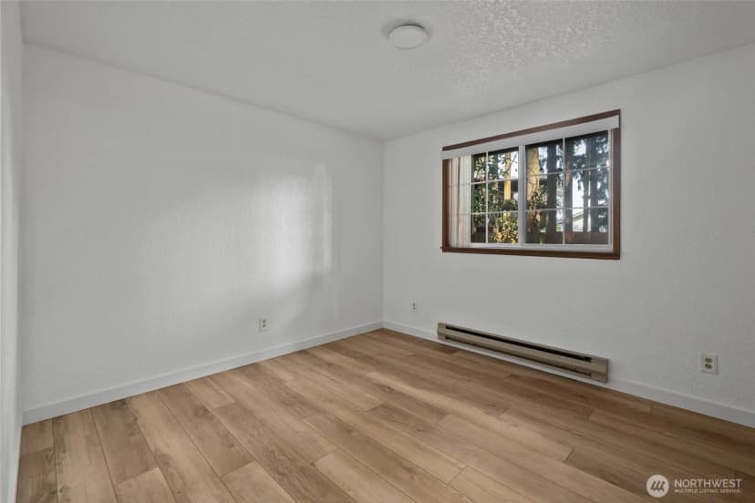Property photo for 1206 Independence Court, Oak Harbor photo 20