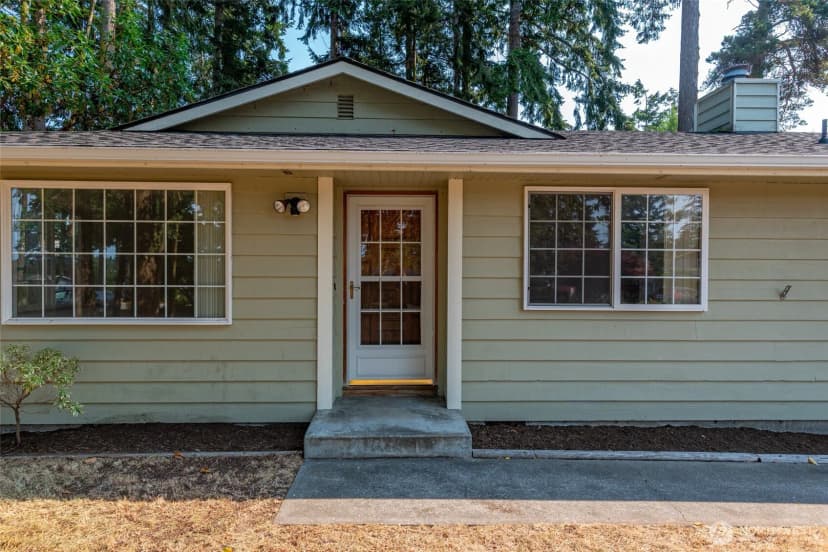 Property photo for 1206 Independence Court, Oak Harbor photo 4