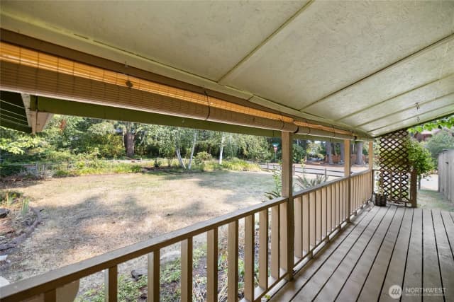 Property photo for 8609 Lake Forest Drive Se, Lacey photo 5