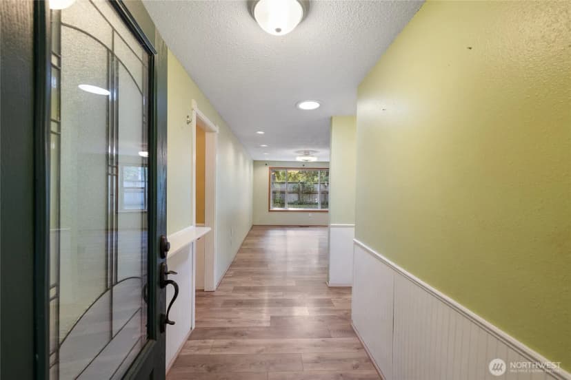 Property photo for 8609 Lake Forest Drive Se, Lacey photo 6