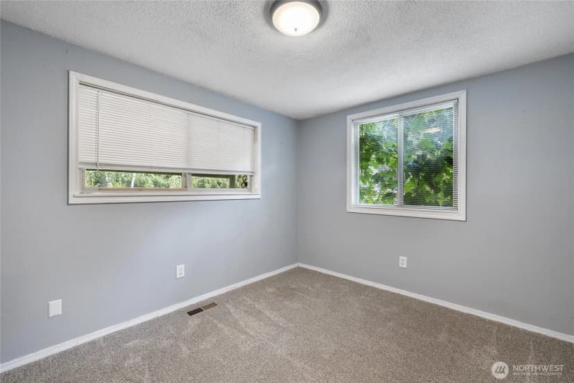 Property photo for 8609 Lake Forest Drive Se, Lacey photo 24