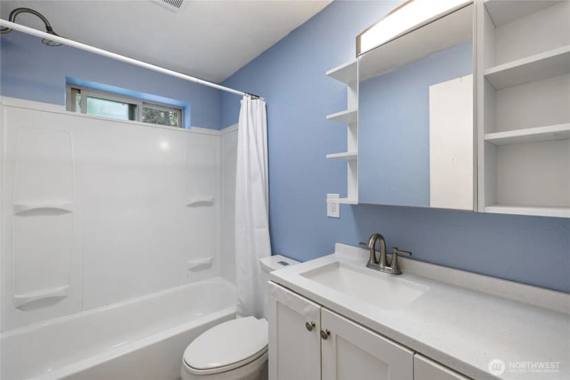 Property photo for 8609 Lake Forest Drive Se, Lacey photo 26