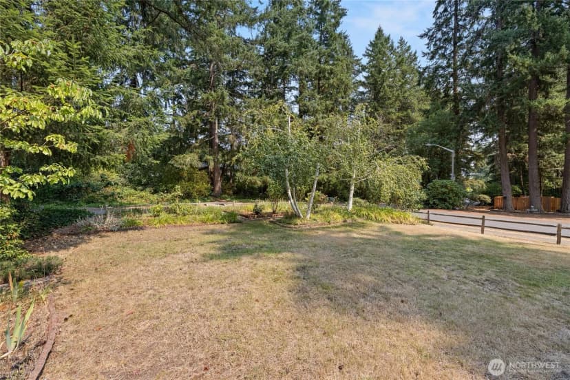 Property photo for 8609 Lake Forest Drive Se, Lacey photo 34