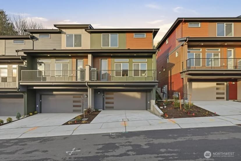 Property photo for 13210 Ne 127th Way #d, Kirkland photo 23